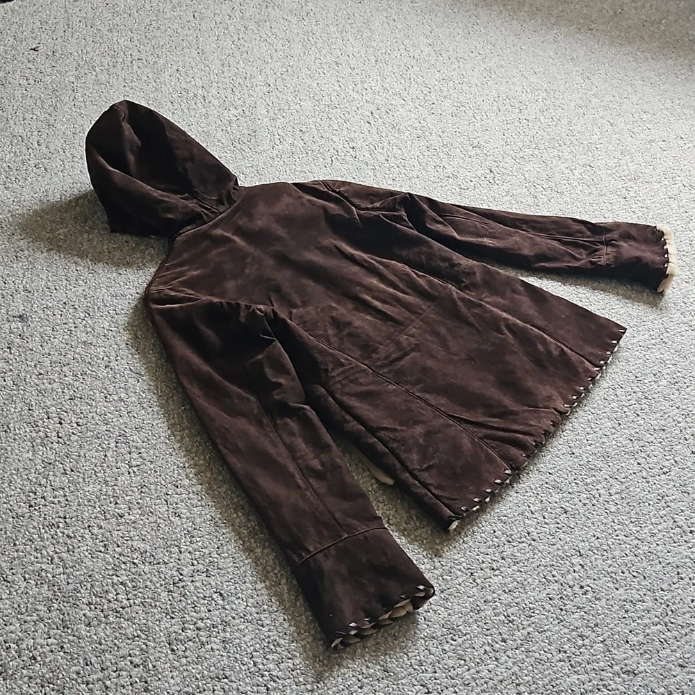 Wilsons Leather Genuine Leather Fur Lined Jacket. - Picture 7 of 12